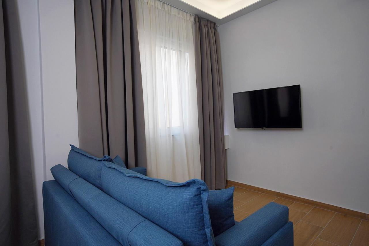 Tip - Top Suites Αθήνα Εξωτερικό φωτογραφία