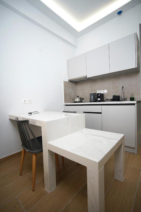 Tip - Top Suites Αθήνα Εξωτερικό φωτογραφία